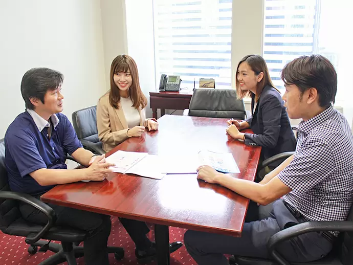 当社は《常に明るい》会社です★ジョークが飛び交う社内や会議なので、馴染みやすい環境です！