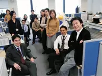 平均年齢34.7歳。社内は若さと活気にあふれています。