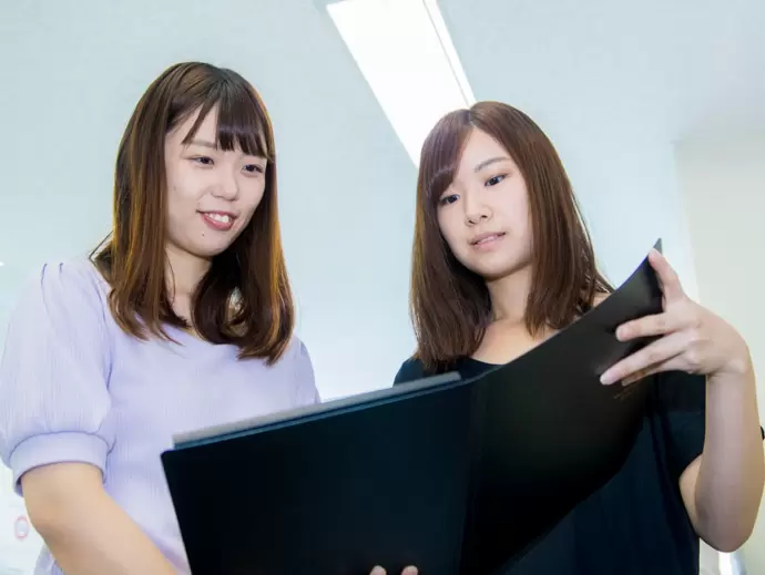 先輩社員も活躍中、わからないことはなんでも聞いてください！