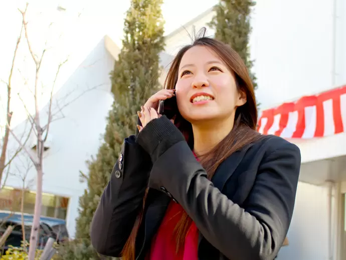 お客様からのお電話の中には、感謝のお言葉や、追加購入の相談なども。やりがいを感じることが多いです！