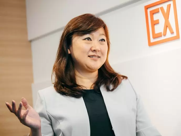 【エグゼスタッフCEO富田】時に厳しく、時に温かく。社員の頼れるお姉さん的な存在です。