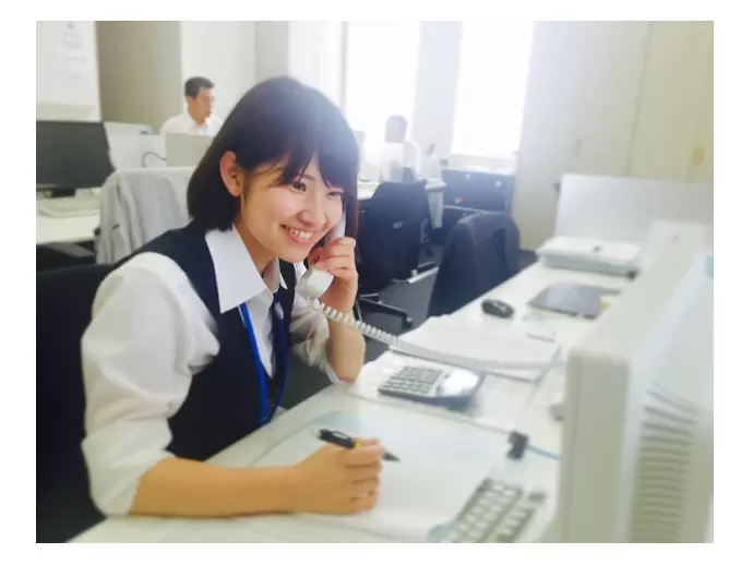 未経験・異業界から転職した先輩たちが、イチから事務スキルを身につけ活躍中です！