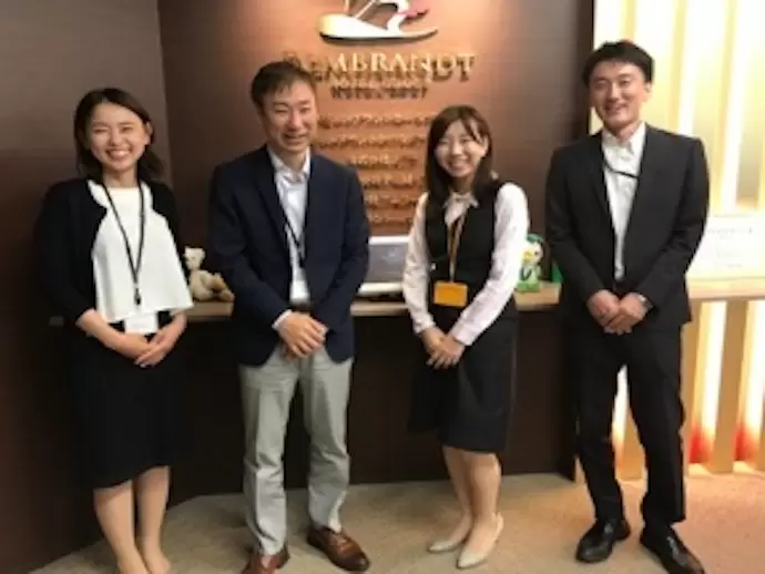 株式会社レンブラントホールディングス