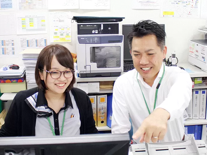 上司との距離も近く、風通しが良いので自由に意見を発信していけます！