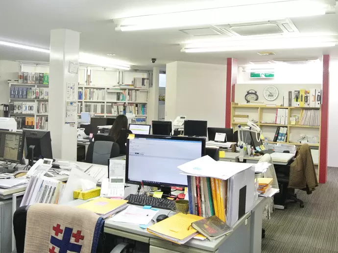 あなたにお任せするのは、当社をバックオフィスからサポートする事務。みんなを支えてください！