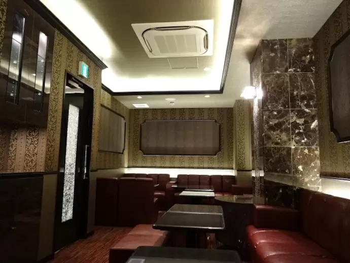 煌びやかなオトナの社交場…。こんな様々な物件を管理しています。