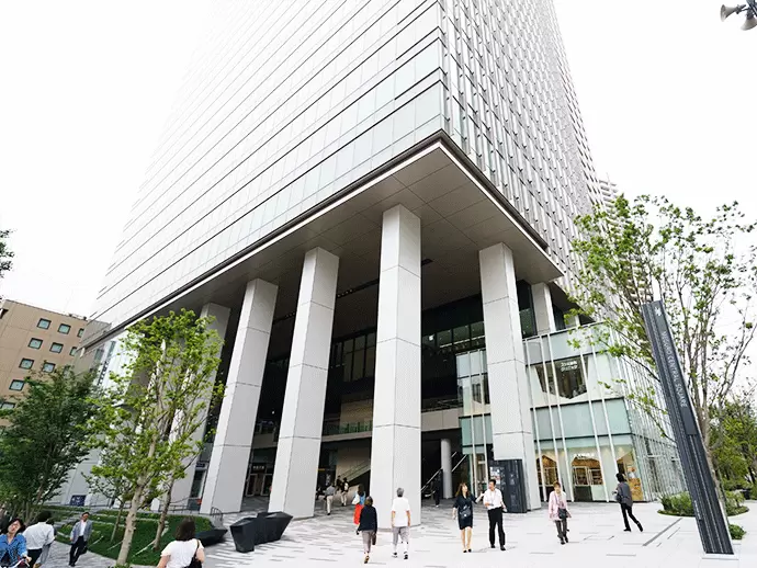 駅からほど近い商業施設やオフィスビルなどに歯科医院を展開しています。