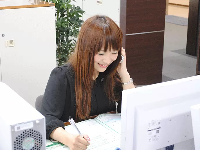 残業月10h以下・完全週休2日制など働きやすさが魅力。これからも社員に喜ばれる制度づくりを推進します。