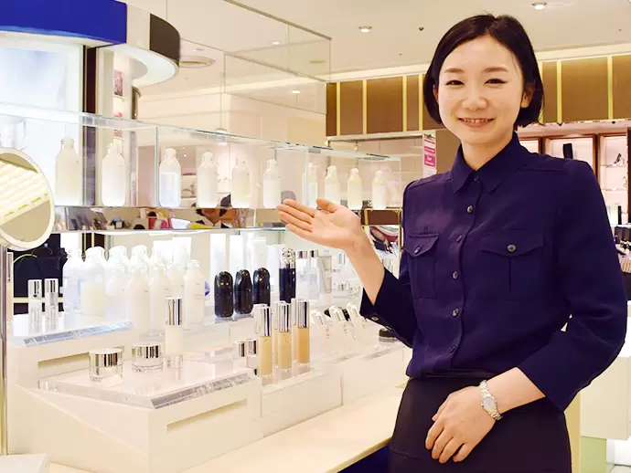 百貨店の顔となるフロアで、活躍できます♪