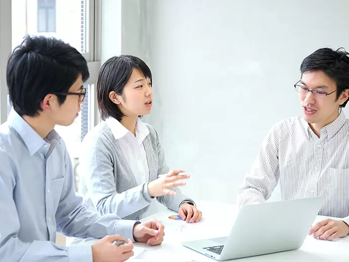 20～30代が活躍中♪オフィスカジュアルOKです！