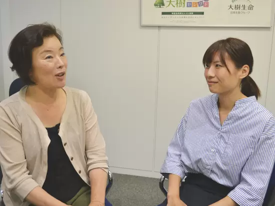 20～70代の幅広い年齢層の女性が活躍中！仕事のことはもちろん、子育ての相談などもしています。