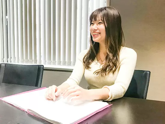 未経験の社員が多数在籍中☆先輩社員とのマンツーマンの研修でわからないことも気軽に聞けます♪