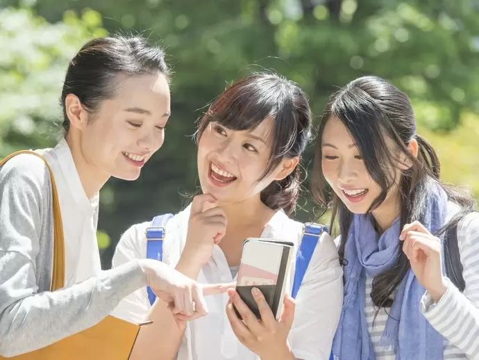 お休みは月9日！ 土日祝のお休みも取りやすいため、プライベートの予定もバッチリです！