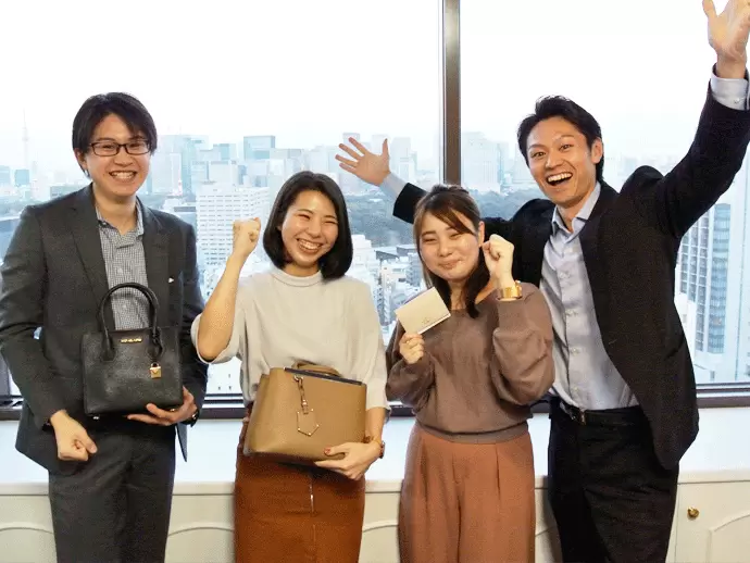 若手社員が多く、職場はいつもにぎやか。コミュニケーションが盛んな環境です。