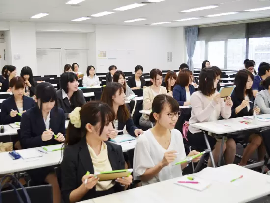 ＊女性社員8割！IT業界で、今後のキャリアが輝く場所＊