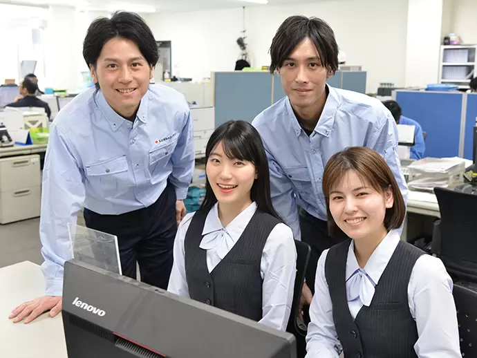 社員同士の距離が近くアットホームな職場です！