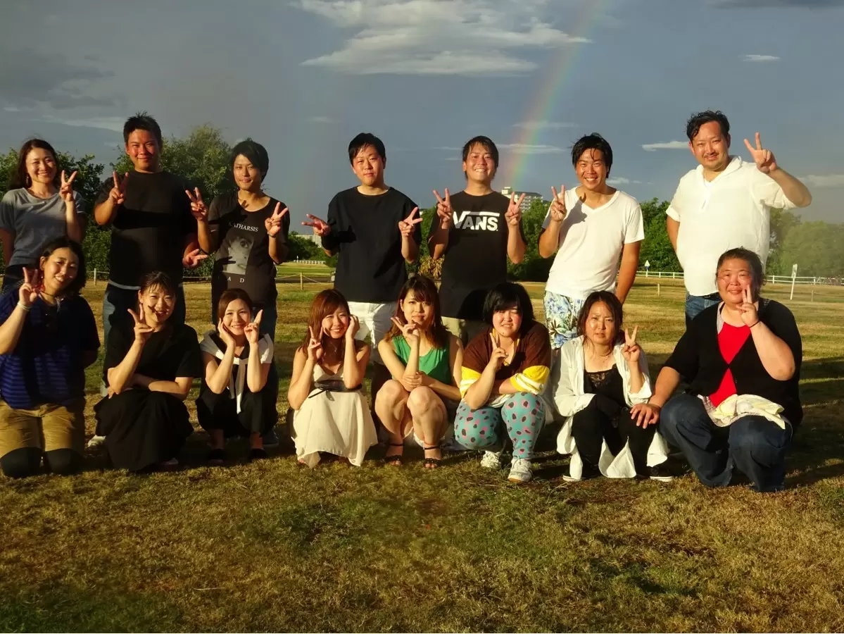 社員は現在17名。まだまだお待ちしています♪