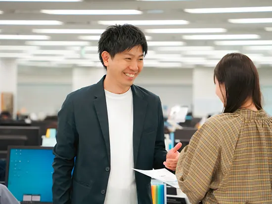 20代~30代の若手社員が活躍中！先輩後輩の距離も近く、気軽に話せる雰囲気です！