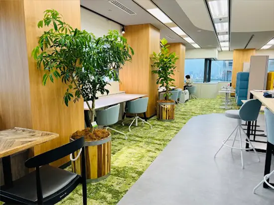 東証プライム上場グループ企業という安定基盤のもと、堅実な経営を続けています！