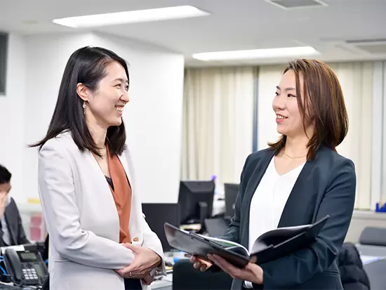 産休育休を経て長く活躍している女性従業員もいます！独自の福利厚生・制度多数☆