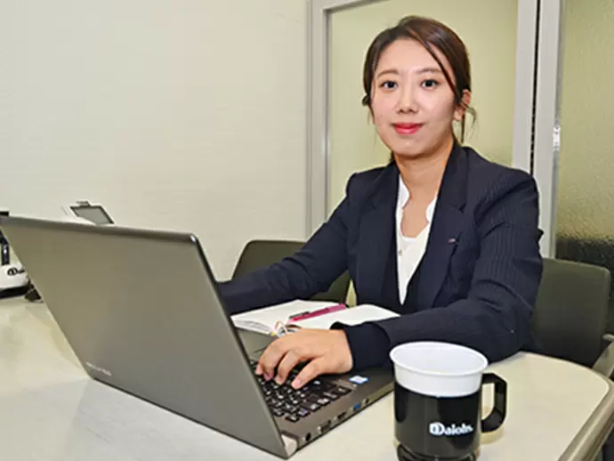 ＜東証一部上場企業グループ＞海外メーカーと対等に商談ができるのも当社ならでは。