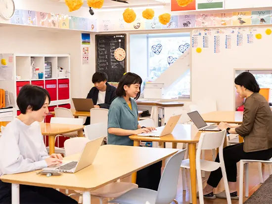 研修をご用意しているため、子どもが好きであれば、業界未経験の方でも安心してお仕事に取り組めます。