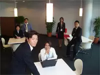 「音楽の流れる開放的なスペースでブレイクするのに最適です」