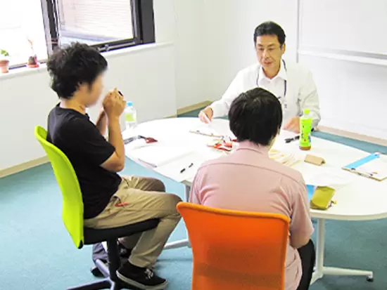 一人ひとりとしっかり向き合うために、ゆとりを持たせた働き方をしています。