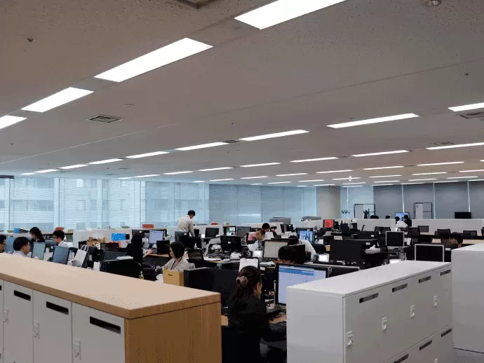 六本木一丁目駅直結、通いやすくきれいなオフィス