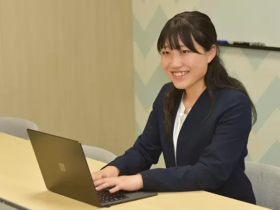 管理職やリーダーなどの重要なポジションで、女性社員が活躍中！キャリアアップも目指せます。