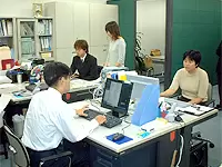 社内では新規ビジネスに向けて着々と準備が進んでいます。