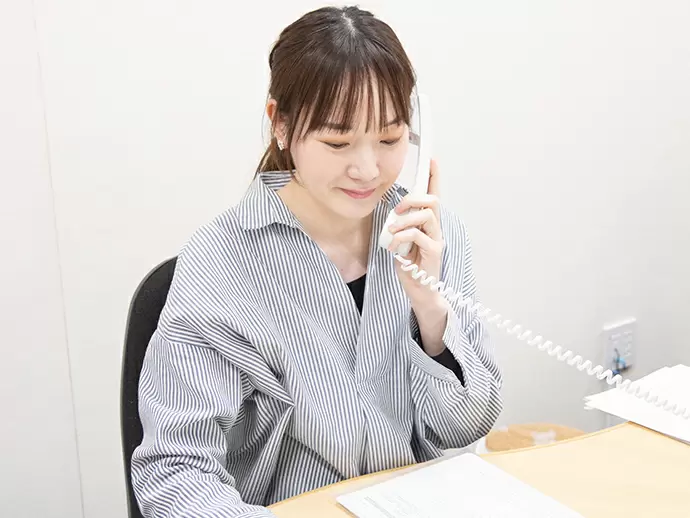 各工場のスタッフとも連絡を取り合いながら、その時に必要な業務を見極めていくのがポイント！