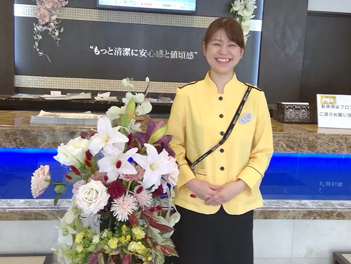 年間休日182日で、1勤務3休制（フロントスタッフ）。3連休ばかりで、プライベートの充実が実現します☆