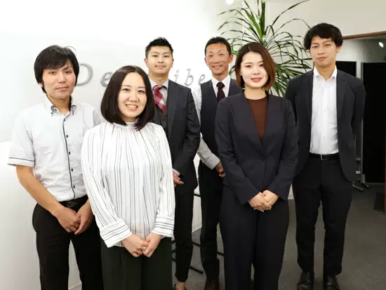 若手を中心とし、様々な経歴を持ったスタッフが活躍中♪