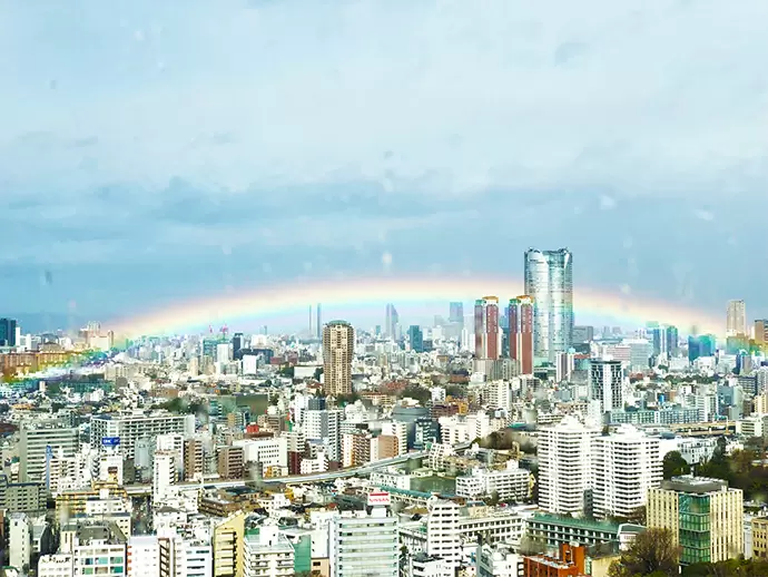 オフィスの大きな窓から、見える景色は絶景です！