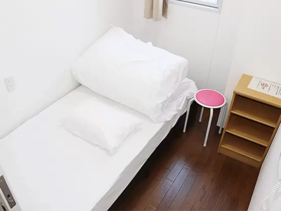 各営業所に女性専用の設備を完備。個室の仮眠室（又はカプセルベッド）もあり、安心して働ける環境です。