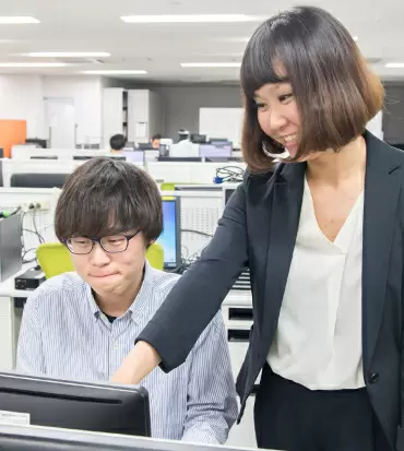 わからない部分は教え合う、助け合う風土が根付いています♪