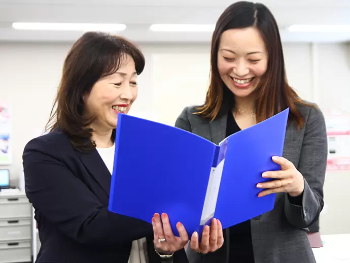 保険知識がない方、営業経験がない方も。イチから学べる育成体制を整えているので安心です。