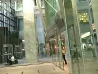 エントランス風景。新宿マインズタワー18Ｆにオフィスがあります