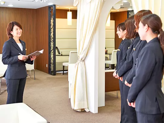 業界屈指の研修制度を持つ当社で、安心のスタートを切りましょう。