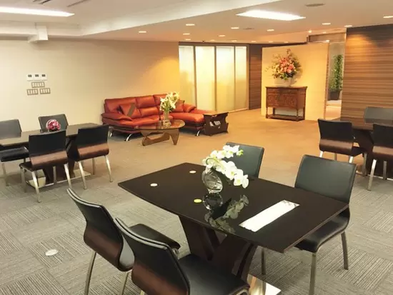 株式会社ムーンリバー／株式会社ピースフリーケアグループ【合同募集】