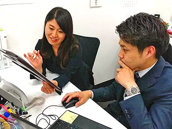 メンバーそれぞれ前職は違いますが、「人と話すことが好き」な部分は同じです。