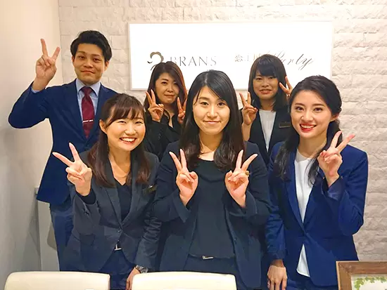 メンバーは30～40代の女性が中心。私たちのサロンで、一緒に働きませんか？