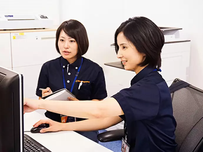 産休・育休や時短勤務などの制度も充実。ワーキングママも活躍しています。