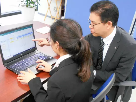 充実の座学研修からスタートするので安心◎未経験スタート先輩が多数活躍中！