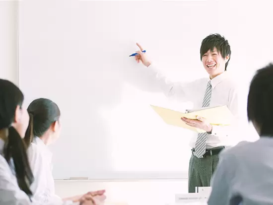 建設業界に欠かせないビジネスパーソンを生み出すのが、当社の役目！