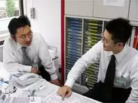 わからないことがあれば、先輩が丁寧に教えてくれますよ。