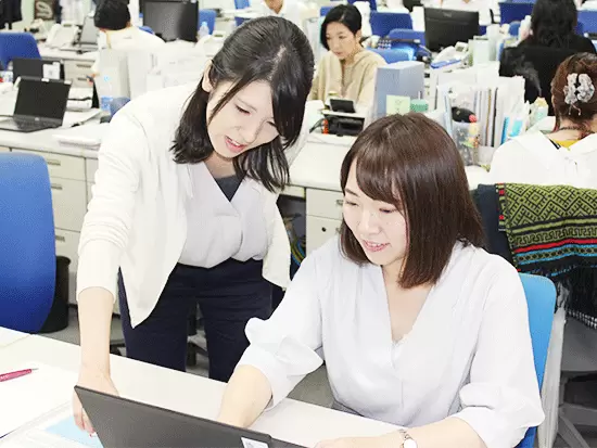 先輩が丁寧にフォローしますので分からないことがあれば何でも聞いてくださいね♪