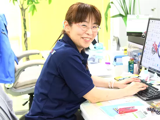 イチからでも安心して事務業務を学べるよう、丁寧にサポートしていきます！