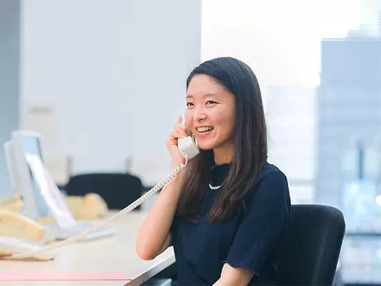 課長級ポストを占める女性の割合の割合は、なんと半数以上。キャリアを築きやすい環境です。